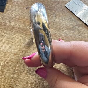 Consignment item..
Silver Bangle Bracelet